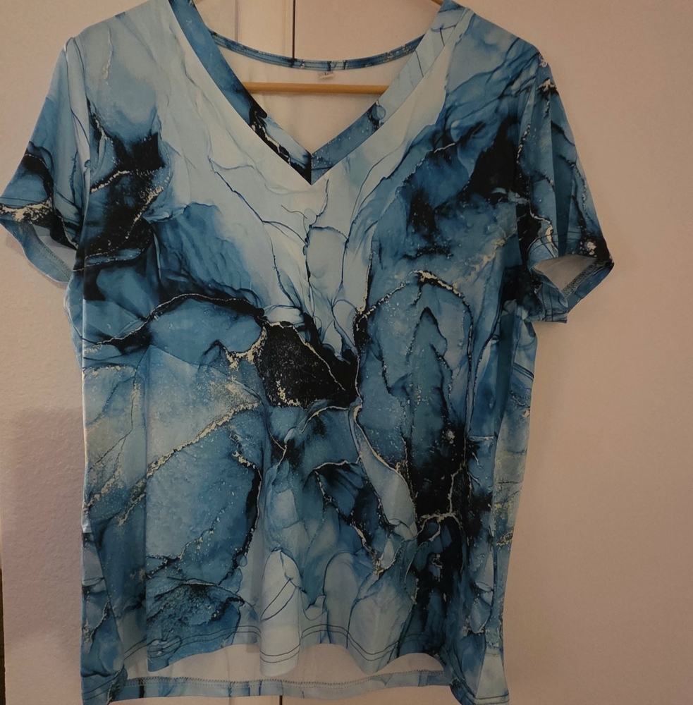 Blue Marble Print V-Neck Women's Top
